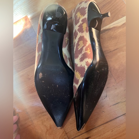 Marc Jacobs kitten heels in a size 8 - Picture 4 of 7